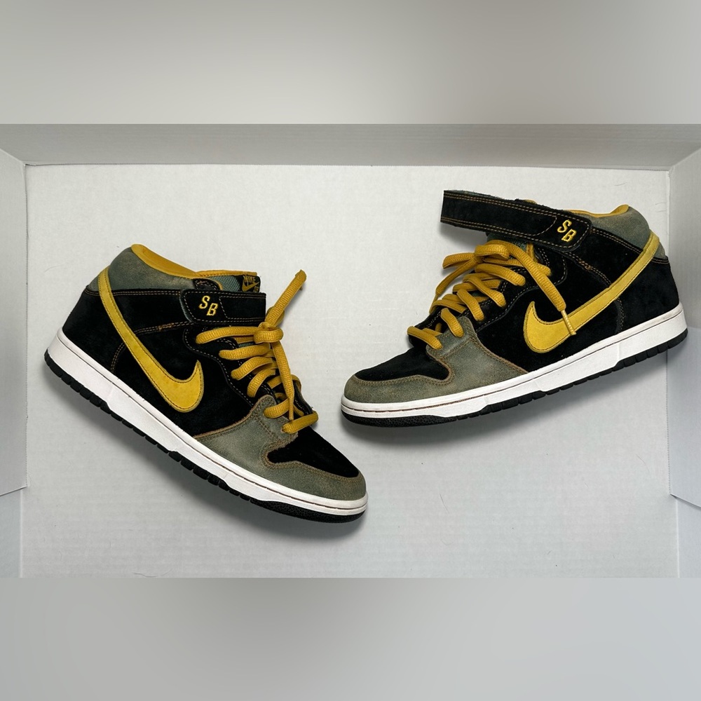 Nike SB Mid Dunk Premium Size 10.5